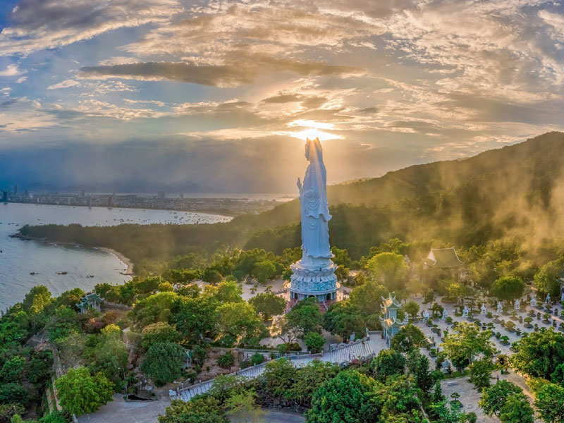 Xu Hướng Du Lịch Xanh: Bùng Nổ Dịch Vụ Cho Thuê Xe Máy Điện Tại Đà Nẵng 2024